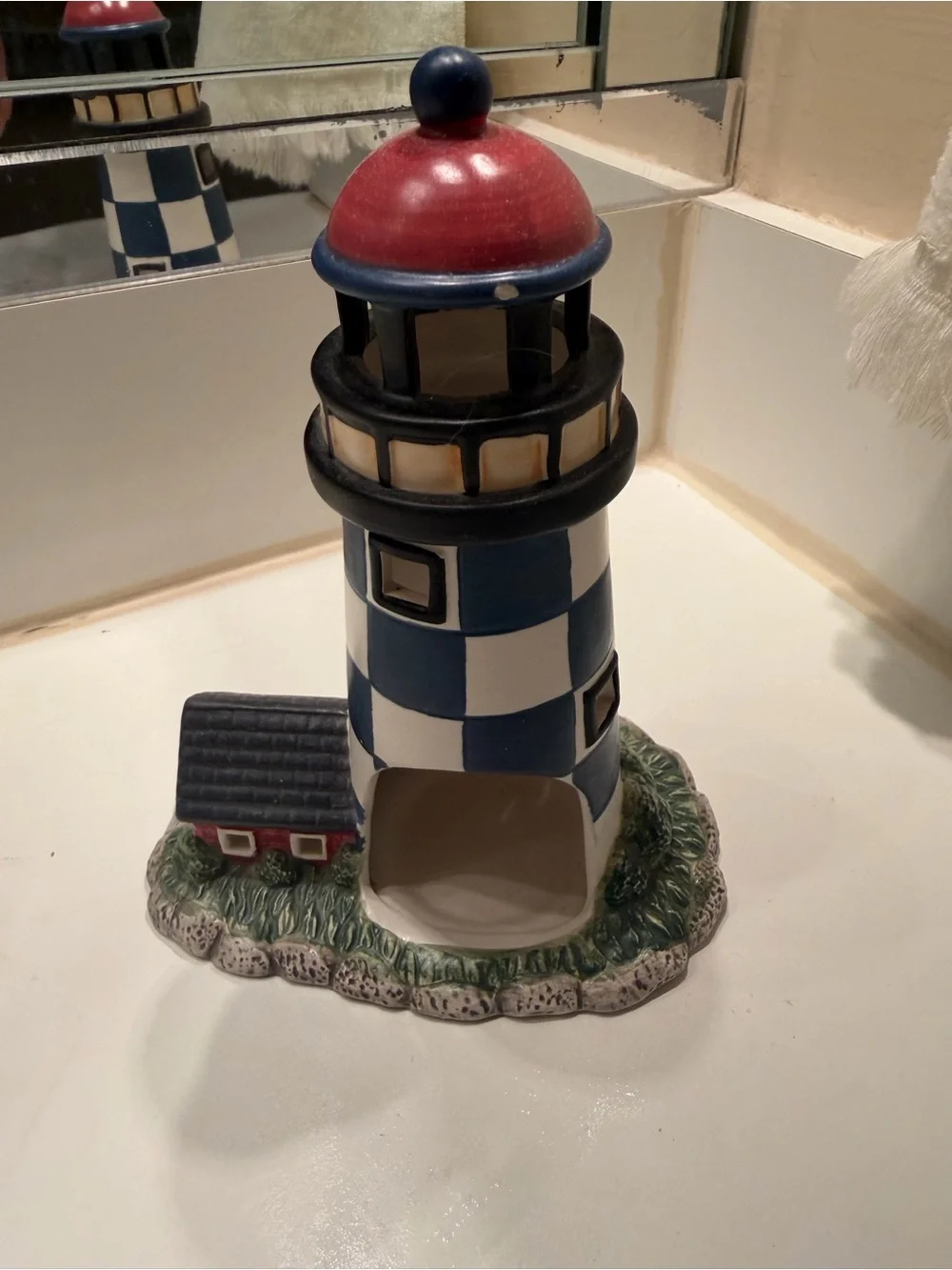 Yankee Candle ceramic lighthouse